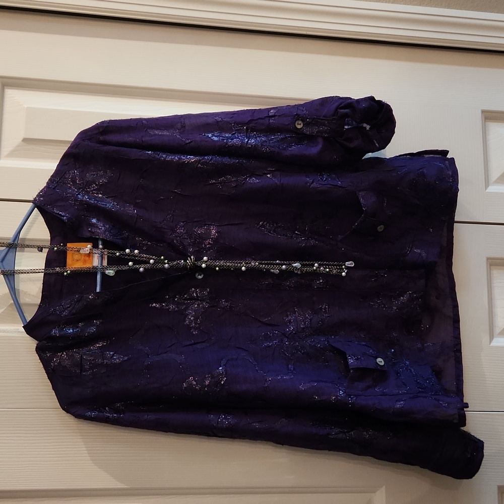 Ruby Rd, Excellent condition, Women's Top, Size 10P, Purple w/Floral design